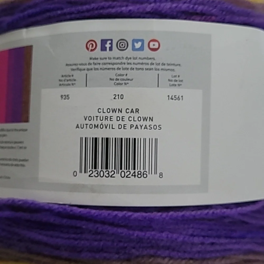 Cupcake & Mandala Ombre Yarn Lion Brand very colorful quality yarn crochet NEW ! - Picture 5 of 10